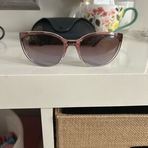 Women’s Ray-Ban 4167